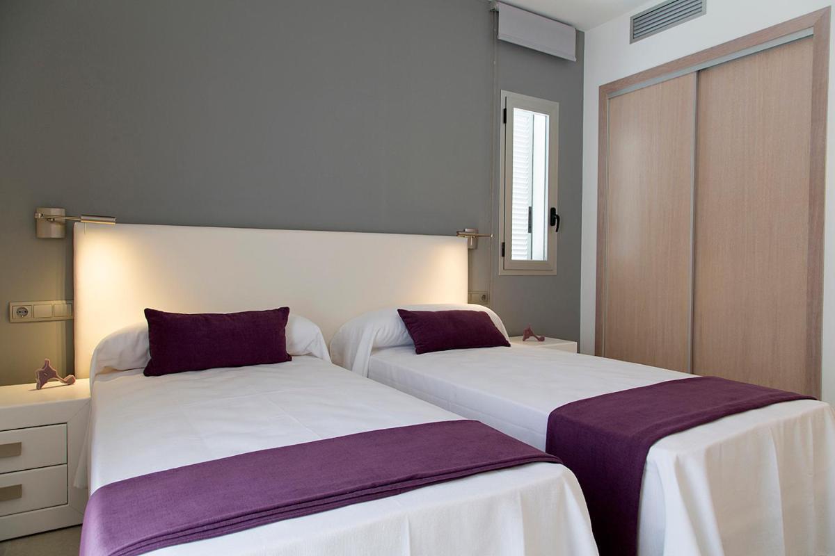 Apartamentos Proa - Emar Hotels Only Adults Es Pujols Eksteriør billede